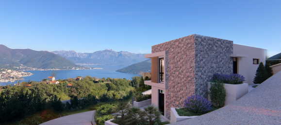 47m² Apartment in Herceg Novi, Montenegro No. 113 2