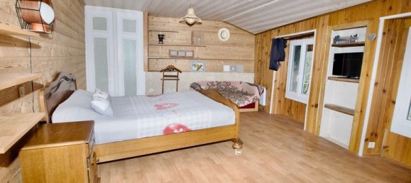 Casa de 5 dormitorios en Perrignier, France No. 190093 12