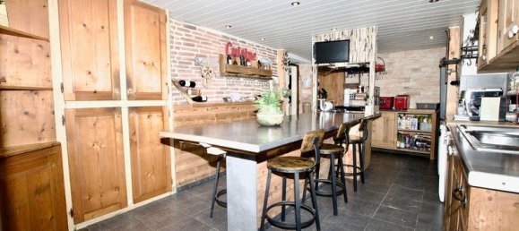 Casa de 5 dormitorios en Perrignier, France No. 190093 9