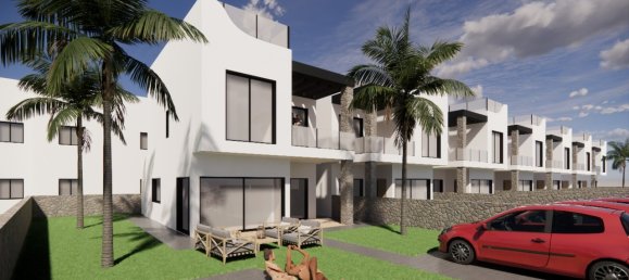 Apartamento de 3 dormitorios en Punta Prima, Spain No. 3617 8