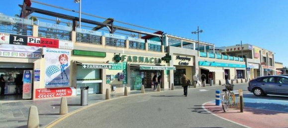 Apartamento de 3 dormitorios en Punta Prima, Spain No. 3617 15