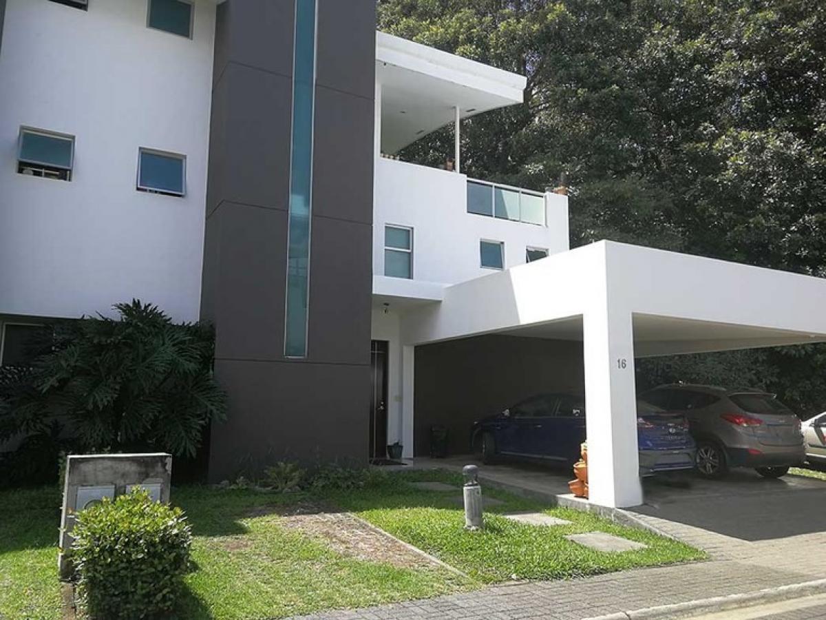 3 chambres condominium à vendre à Santa Ana, Santa Ana , San José, Costa Rica № 373