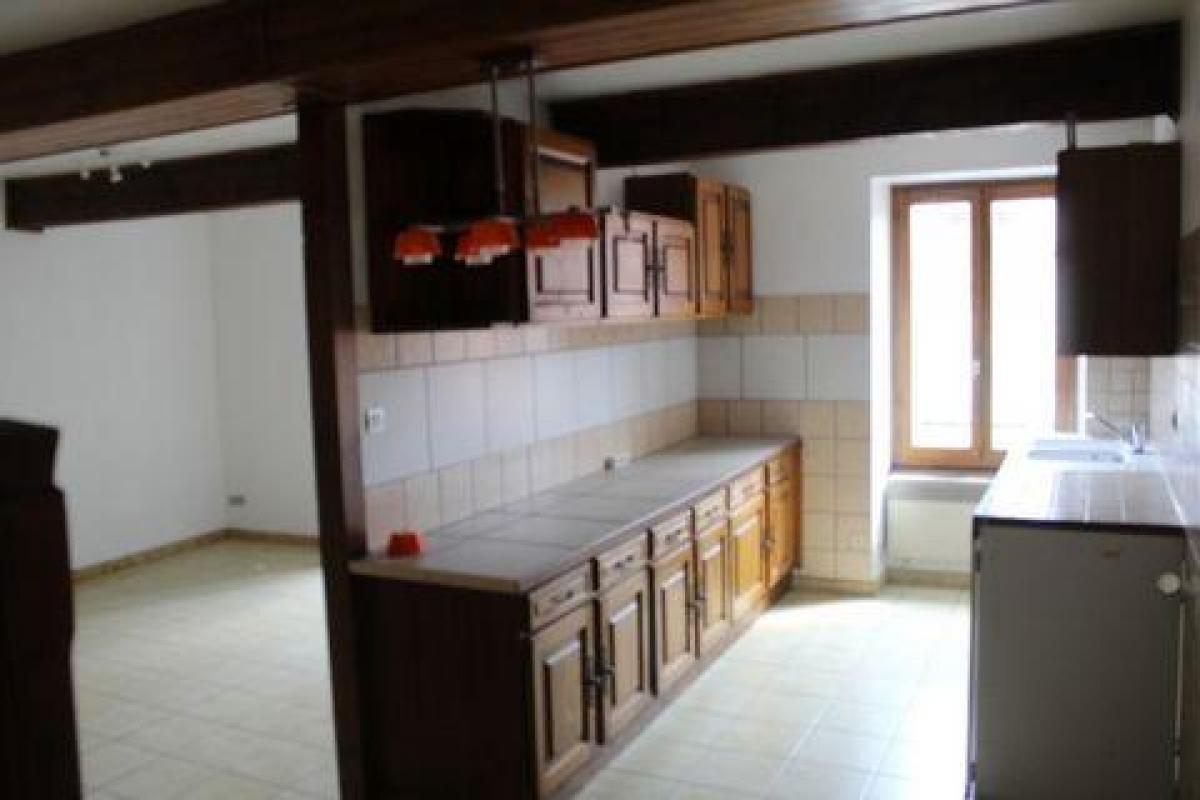 3 bedrooms Condo in Rives, France No. 32393