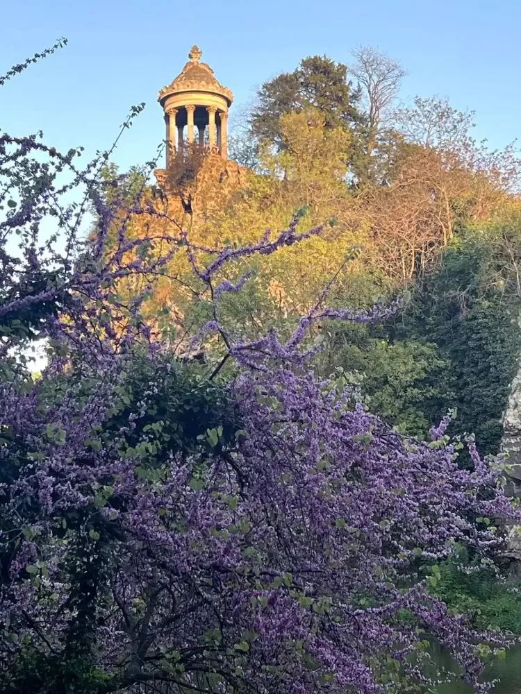 1 bedroom Apartment in Paris, France No. 122952