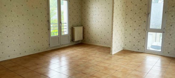 3 chambres Appartement à Blois, France No. 220070 3