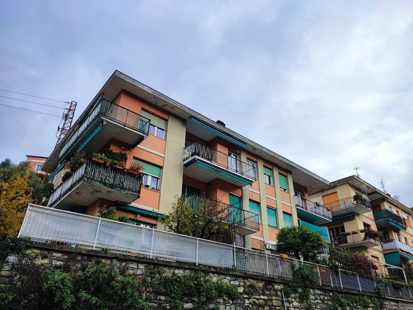 Apartamento de 3 habitaciónes en Rapallo, Italy No. 208499