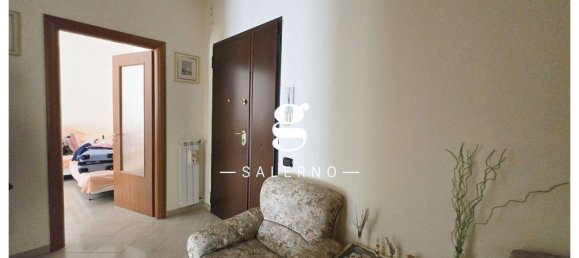 3 chambres Appartement à Salerno, Italy No. 342598 2
