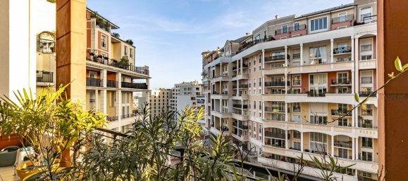 Dúplex de 3 dormitorios en Courbevoie, France No. 147580 17