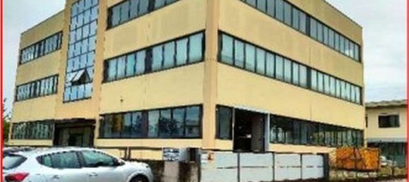 378m² Office in Arcugnano, Italy No. 220012 4