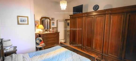 2 غرف نوم منزل ذو طابقين في Poggibonsi, Italy رقم 301622 5