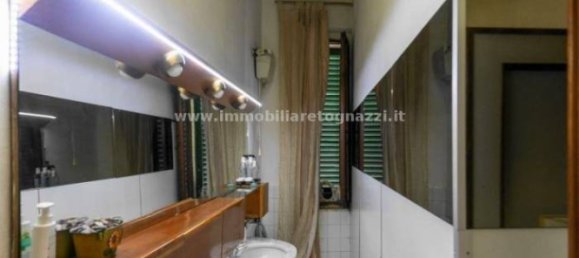 2 غرف نوم منزل ذو طابقين في Poggibonsi, Italy رقم 301622 6