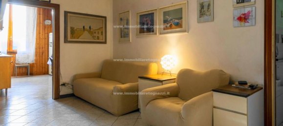 2 غرف نوم منزل ذو طابقين في Poggibonsi, Italy رقم 301622 4