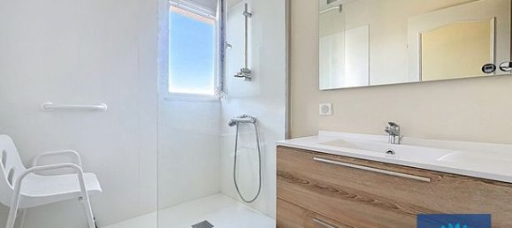 Apartamento de 2 dormitorios en La Roche-sur-Yon, France No. 315798 7