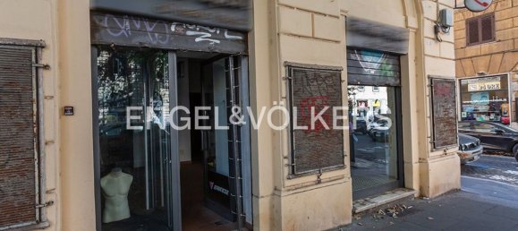 151m² Commercial property in Rome, Italy No. 109160 2