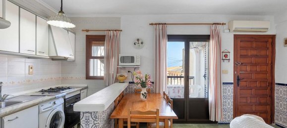 2 bedrooms Apartment in Torrevieja, Spain No. 179568 2