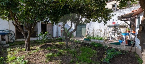 223m² Building in Alenquer, Portugal No. 81550 7