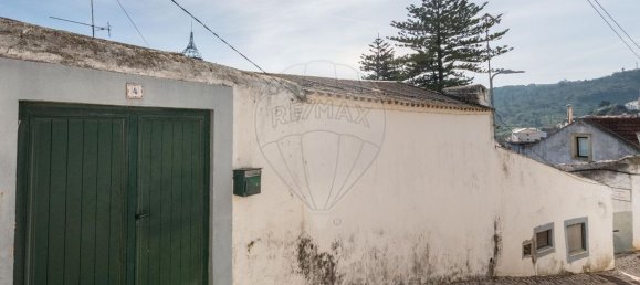 223m² Building in Alenquer, Portugal No. 81550 5