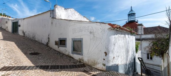 223m² Building in Alenquer, Portugal No. 81550 4