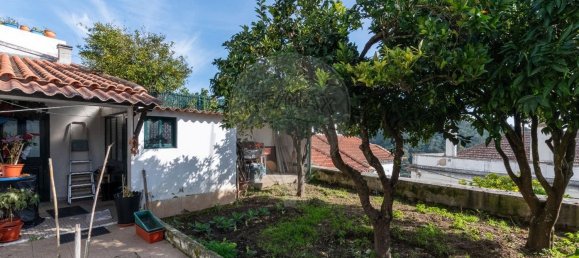 223m² Building in Alenquer, Portugal No. 81550 8