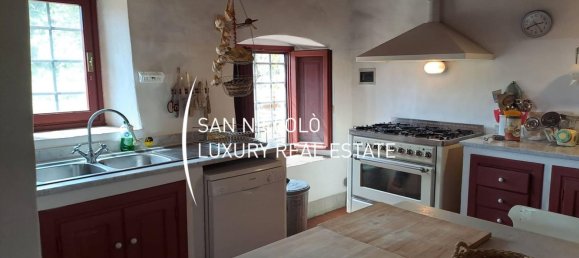 21 room Villa in Rignano sull'Arno, Italy No. 209004 4
