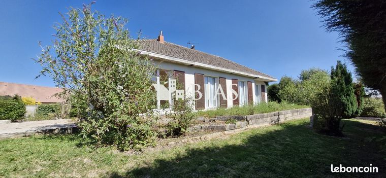 3 bedrooms House in Eure, France No. 311277