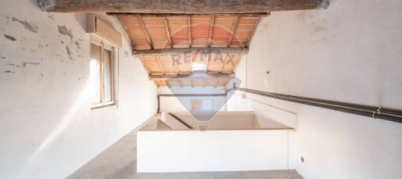 2 bedrooms House in Rivarolo Mantovano, Italy No. 81126 24