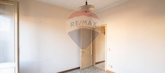2 bedrooms House in Rivarolo Mantovano, Italy No. 81126 17