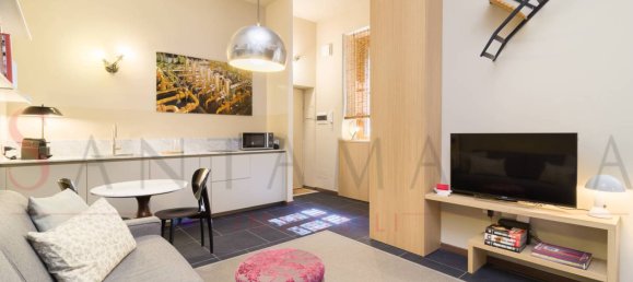 Studio in Milan, Italy, Nr. 354106 2