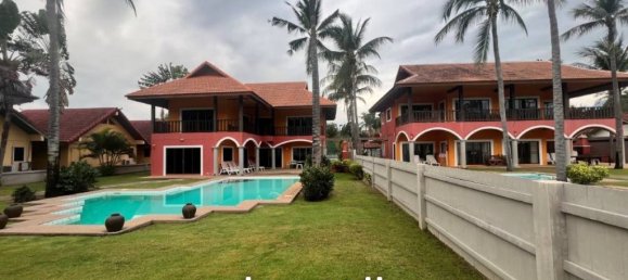 4 bedrooms Villa in Sam Roi Yot, Thailand No. 25087 10