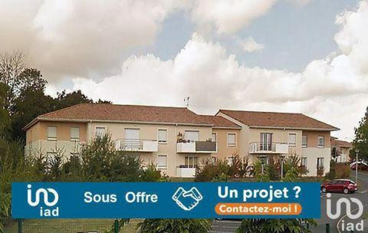 Studio in the Condo in Bressuire, France No. 30413