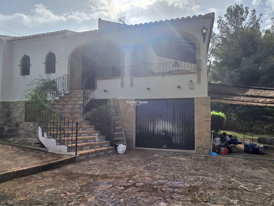 6 غرف نوم منزل في Alicante, Spain رقم 184753