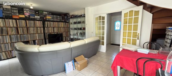 3 bedrooms House in Manche, France No. 360165 4