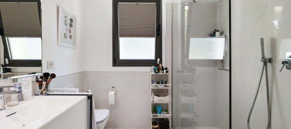 3 Schlafzimmer Wohnung in Estepona, Spain, Nr. 136670 12