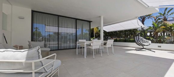 3 Schlafzimmer Wohnung in Estepona, Spain, Nr. 136670 15