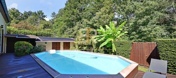 5 غرف نوم فيلا في Sucy-en-Brie, France رقم 165406 20