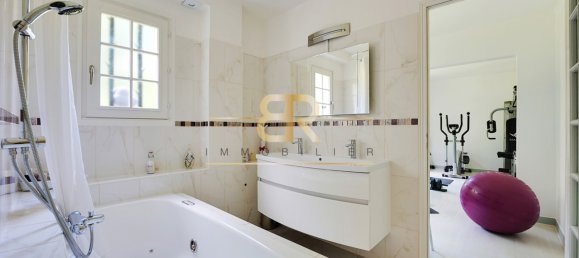 5 غرف نوم فيلا في Sucy-en-Brie, France رقم 165406 6