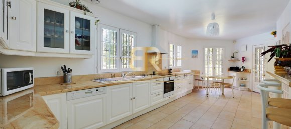 5 غرف نوم فيلا في Sucy-en-Brie, France رقم 165406 8