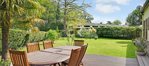 5 غرف نوم فيلا في Sucy-en-Brie, France رقم 165406 23