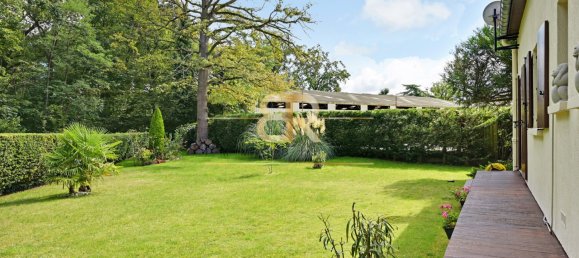 5 غرف نوم فيلا في Sucy-en-Brie, France رقم 165406 22