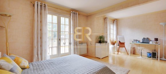 5 غرف نوم فيلا في Sucy-en-Brie, France رقم 165406 5