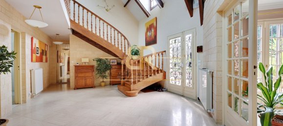 5 غرف نوم فيلا في Sucy-en-Brie, France رقم 165406 25