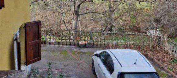 6 bedrooms House in Montese, Italy No. 355836 16