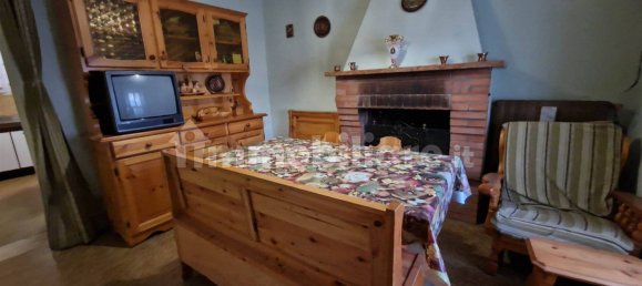 6 bedrooms House in Montese, Italy No. 355836 5