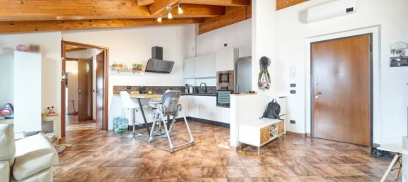 2 bedrooms Apartment in Sordio, Italy No. 260707 5