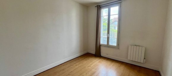 2 bedrooms Apartment in Viry-Chatillon, France No. 176200 9