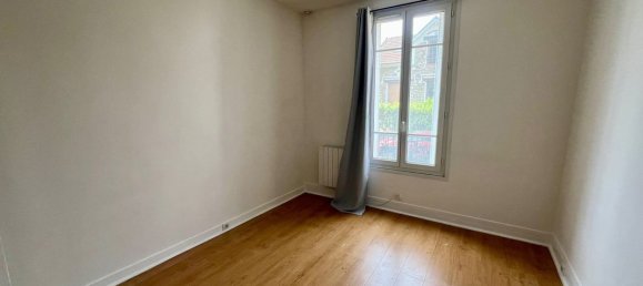 2 bedrooms Apartment in Viry-Chatillon, France No. 176200 12
