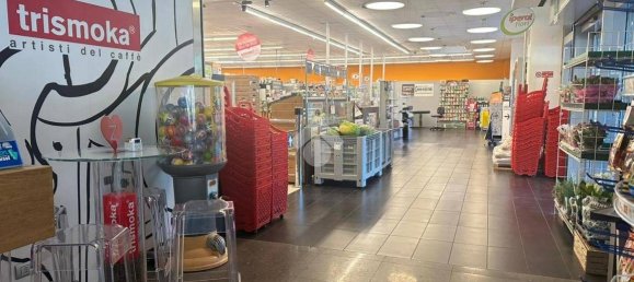 Propriété commerciale à Esine, Italy 60m² No. 295218 24
