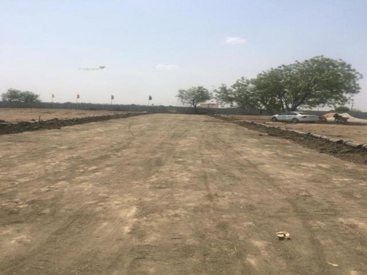  Land in Hyderabad, India No. 33773