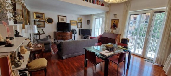 2 bedrooms Apartment in Naples, Italy No. 319191 8