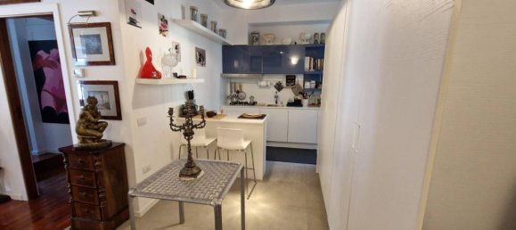 2 bedrooms Apartment in Naples, Italy No. 319191 27